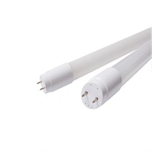 Il tubo di plastica LED T8 a emissione a 360 gradi illumina le lampade a tubo luminoso a LED da 4 piedi 18 W 5 piedi 24 W con copertura smerigliata CE UL AC 85-265 V