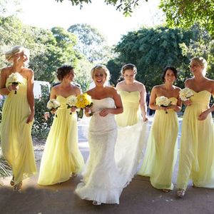 Ucuz Hafif Sarı Gelinlik Elbise Uzun Sevgiliye Kolsuz Dantelli Şifon Kat Uzunluk Ülke Düğün Honories Hizmetçi