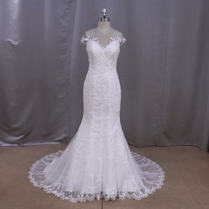 100 % echte Bilder, Meerjungfrau-Hochzeitskleid mit transparentem U-Ausschnitt, Spitzenapplikationen, Tüll-Rückseite, Brautkleid mit Hofschleppe
