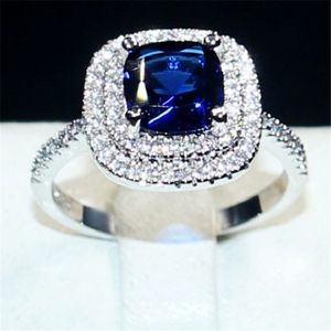 レディースブルー宝石環のジュエリー925スターリングシルバープリンセスカット4ctクリスタルダイヤモンドのウェディングリングバレンタインデーギフトサイズ5-10