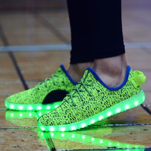 Hot Shoes Led Luz sapatos piscando coloridos com carga USB unisex casal fluorescente esporte preto e colorido led sneakers