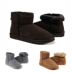 أزياء الشتاء Minis Snow Boots مصمم مصمم كلاسيكي ميني دافئ الحذاء عيد الميلاد أحذية عالية الجودة الكستناء الرمادي الرملي الأسود الحجم 36-41 للنساء