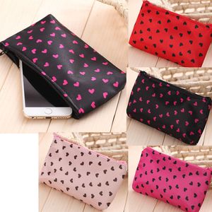 Frauen Make-up Taschen Satin wasserdicht Liebe kleine Kosmetiktasche Kosmetikerin weibliche Reißverschluss Kosmetiktasche kostenloser Versand