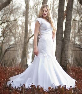 Sjöjungfru spets blygsamma bröllopsklänningar med ärmar scoop appliques långa brudklänningar cap ärmar land västra bröllopsklänningar billigt nytt