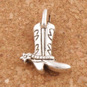 Gwiazda Kowbojskie Buty Buty Charm Koraliki 150 sztuk / partia Antique Silver Wisiorki Biżuteria DIY L390 17.2x13mm