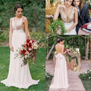 Pailletten und Chiffon Lange BaridesMaid-Kleider eintauchen ärmellose A-Line-Abendkleider Backless mit Bogen-Tier-Sweep-Train-Prom-Kleider