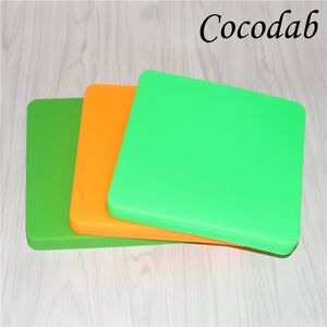 High quality square flat silicone pizza jar custom box containers Novelty popular silicon wax jars