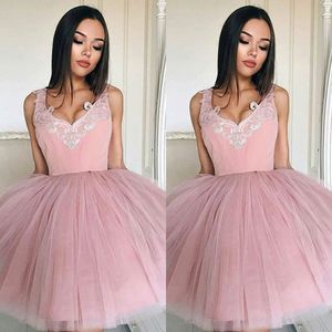 Lovely Blush-Pink Short Prom Dress Sexy V-Neck Applique Sleeveless Zipper-Back Puffy Homecoming Dress Latest Sexy Tulle Mini Party Dresses