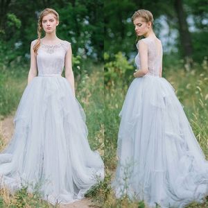 Fairy Silver Tulle Country Bohemian Bröllopsklänningar 2017 Sheer Neck med pärlor drapade långa brudklänningar skräddarsydda Kina EN9162
