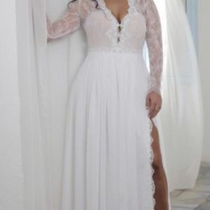 2020 Guaina spaccata Scollo a V Illusion Pizzo maniche lunghe Abiti da sposa Bohemian Boho Spose Abiti da cerimonia Abiti da sposa taglie forti economici