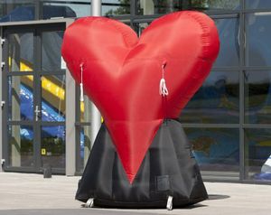 Boa qualidade Oxford Fabric Heart Inflatable para as decorações dos namorados?