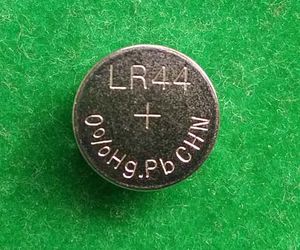 Batteria a bottone alcalina AG13 LR44 A76 da 4000 pz/lotto per orologi