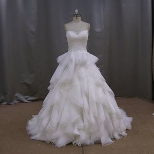 Neuer Stil, 100 % echte Bilder, A-Linie, Schatz-Spitze-Hochzeitskleid, Puffy-Rüschen-Brautkleid mit Schleppe