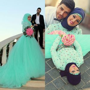 Arabiska Dubai Mint Green Muslim Prom Klänningar Hög Neck Lace Pärlor Kristaller Rhinestones Långärmade Kvällar Robe de Soiree Bridal Dres