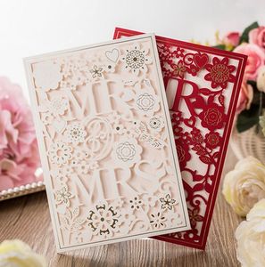 レーザーカットの結婚式の招待状カードホワイトペーパーの花夫人ヴェネイト夫人博士のカード2色無料封筒とシール卸売