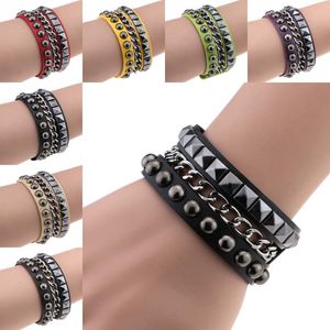 Rivetto quadrato Bracciale in pelle PU Bracciale avvolgente Polsino Punk Gotico Bottone a pressione Braccialetti multistrato Polsino Gioielli di moda Hip Hop