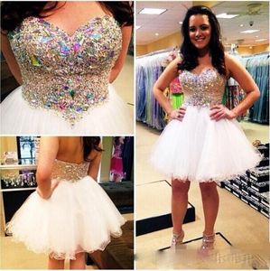 2017 Rhinestone Homecoming Dresses 8th Grade Short Prom Dress Crystal Beads Cocktail Klänningar Sweetheart White Organza Mini Party Gowns