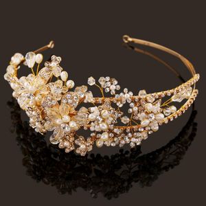 真珠の結婚式のクラウンティアラ植物の模様の安いブライダルのヘッドピースの花のクラウンヘッドバンドビンテージゴールドバロック王様