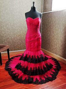 Czarno-czerwone Gotyckie Długie Suknie Ślubne Mermaid Kochanie Koronki Tulle Vintage Kolorowe Suknie Ślubne Couture Custom Made Rates