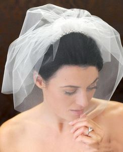 Retro Handmade Wedding Veils Vintage White Flower Bridal Veil Beaded Birdcage Veil Headpiece Head Veil Bridal Accessories Cheap