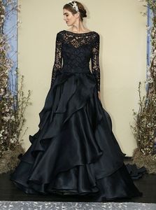 Gorgeous Black Prom Dreses Ball Gown Sweep Train Aftonklänningar Scoop Lång Långärmad Zipper Tillbaka Runway Grows