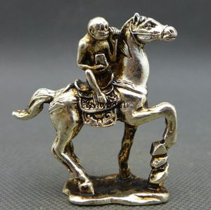 Chine Ancienne Petite Collection Miao Argent Singe & Cheval Statues