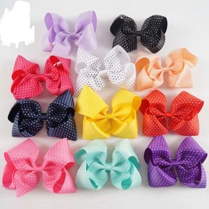 4.5 인치 부티크 Grosgrain 리본 머리카락 보우 아기 화이트 폴카 도트 헤어 리본 클립 소녀의 헤어 액세서리 30pcs /