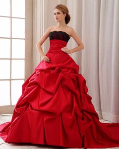 Vintage Gothic Black And Red Satin Ball Gown Wedding Dresses vestido de noiva Pick-ups Strapless Non White Bridal Gowns Couture Custom