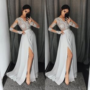 Aplikacja z długim rękawem Prom Dresses V-Neck Ruched Side Split Szyfonowe Długie sukienki Nowy Sexy A-Line Długość Głębienia Suknie Wiele wieczorowe