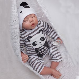 Baby Kleidung Panda Neugeborenen großhandel-20 Zoll junge Puppe handgemachte Körper Silikon Reborn Baby weichen Neugeborenen Bad Spielzeug Reborn Baby Doll Geschenk Puppe