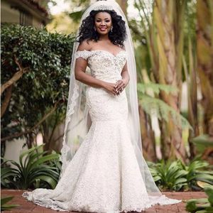 African Plus Size Bröllopsklänningar Retro Lace Beaded Off The Shoulder Mermaid Bridal Gowns Custom Made Sweep Train Wedding Vestidos