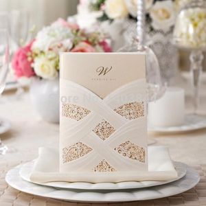 Atacado- 50 PCs/lote Hollow Wishmade Pocket Pocket Laser Cut Card Cartão de convite de casamento grátis CW060