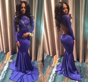 Royal Blue Open Back Aftonklänningar med Långärmade Lace Applique Se genom Mermaid Prom Klänningar Afrikansk Formell Party Klänning Billiga
