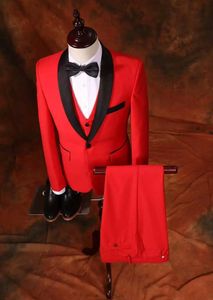 Real Photo One Buttons Red Groom Tuxedos Groomsmen Szal Collar Mężczyźni Wedding Blazer Dinner Prom Garnitury (Kurtka + Spodnie + Kamizelka + BPW Tie) No: 1530