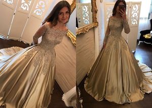 Gulddesigner från axeln kväll formell klänning med spets långa ärmar 2022 Ny ankomst satin prinsessa en linje illusion prom klänningar