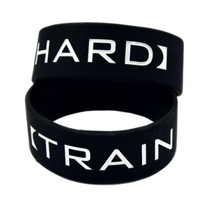 50PCS Train Hard 1 Inch Wide Bracciale in gomma siliconica Nero Formato adulto per regalo promozionale sportivo