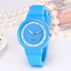 Creative Women Sport Quartz Watches Fashion Dress Ladies Rubber Band Watch Student Cartoon Candy Jelly wristwatches clock