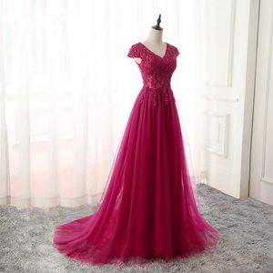 Chegada nova Vermelho Escuro Longo Vestido de Baile Modesto Com Cap Mangas Com Decote Em V Frisado Top de Renda Saia de Tule Mulheres Vestido de Festa Formal Custom Made