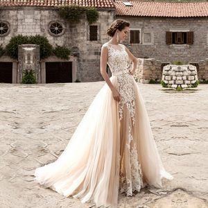 Boho Lace Appliques Wedding Dresses Bohemian Bridal Gowns with Cap Sleeves and Scoop Neck Detachable Skirt Elegant A-Line Bridal Gowns