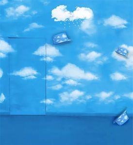 屋内ルームの青い空の壁とドアの白い雲の子供の写真背景の背景ソリッドカラーフロア帽子子供赤ちゃんスタジオ写真ブースの背景