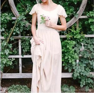 フラッタースリーブのあるシャンパンマッドウェディングドレスA-Line Vintage Boho Bridal Gowns Outdoor Beach Bride Dressesカスタムメイド