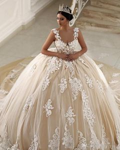 Saudi New Champagne Arabia Ball Gown Wedding Dresses Spaghetti Straps White Lace Appliques Beaded Plus Size Court Train Formal Bridal Gowns s