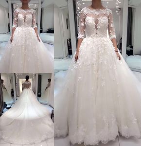 Vintage Wedding Dresses Bridal Gowns Berta Lace Beaded Sheer Neck 3 4 Sleeve 3D Floral Applique Flowers Chapel Train Wedding Gown