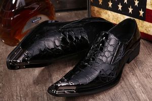 새로운 2019 Zapatos Hombre 패션 무대 쇼 신발 남자 비즈니스 특허 가죽 남자 신발 블랙 드레스 신발 정장 검정 EU38-46