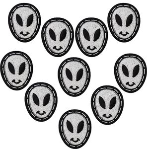 10st Alien Badges Patches för kläderjärn Broderad Patch Applique Iron Sy på fläckar Sy Tillbehör för DIY kläder