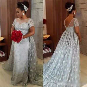 Modest Plus Size Silver Lace Evening Dresses With Short Sleeves Jewel Neck Sexy Backless Detachable Train Arabic Women Formal Prom Gown