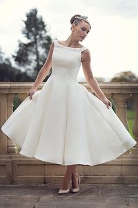 Kurze, knielange Vintage-Hochzeitskleider aus den 60er-Jahren, einfaches U-Boot-Ausschnitt, Ballkleid, Satin, ärmellos, für den Empfang, zweite Hochzeit, Brautkleider für Frauen