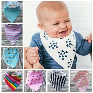 100 pz Triangolo Infantile Saliva Asciugamano Baby Chevron Stripe Bavaglini Burp Panni di Cotone Bandana Boy Girl Burping Bavaglino Impermeabile accessori YE009