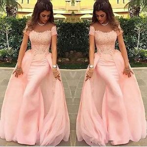 Lekkie różowe arabskie suknie wieczorowe Mermaid Appliqued koronki krótki rękaw formalny bal suknie wieczorowe z pociągu datachable