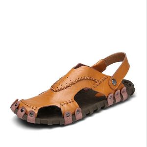 زائد الحجم 38-44 الرجال الصنادل جلد البقر أزياء الصيف أحذية الرجال النعال تنفس الرجال شاطئ الصنادل السببية الأحذية جلد طبيعي
